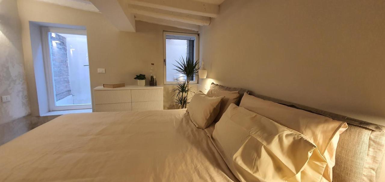 Dimore Del Borgo Antico - Corte Da Lezze Venedig Exteriör bild